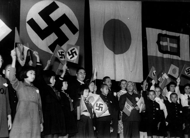 Hakenkreuz Flag（ハーケンクロイツ旗）하켄 크로이츠 국기