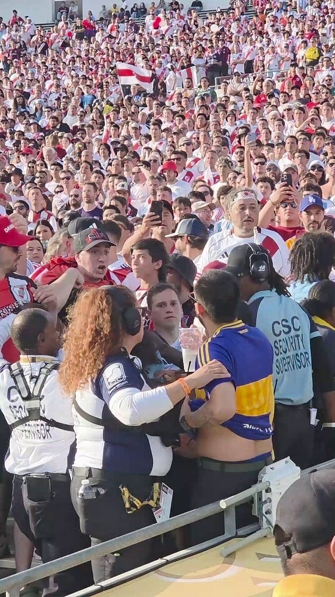 Club Atlético Boca Juniors, Rising Sun Design 旭日旗,戦犯旗(전범기)