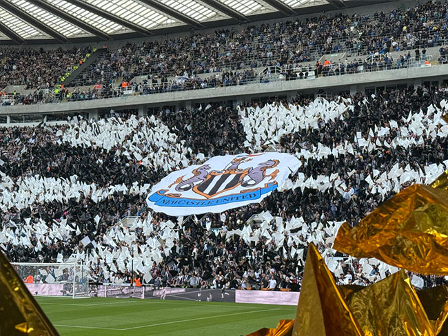 ニューカッスル・ユナイテッド・フットボール・クラブ (Newcastle United Football Club), Rising Sun Design 旭日旗,戦犯旗(전범기)